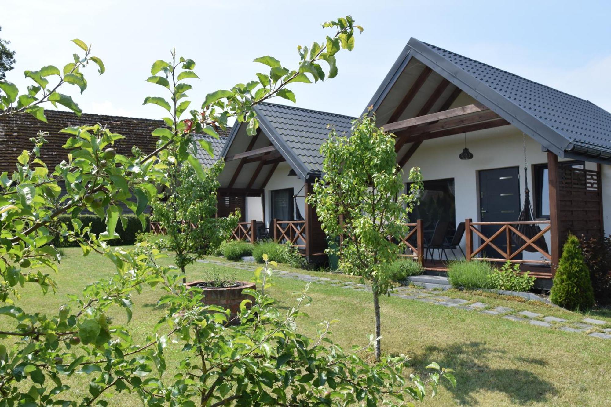 Villa Zefir Domki Nad Morzem I Jeziorem à Jezierzany Extérieur photo